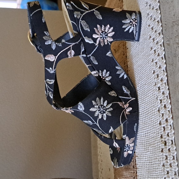 Shoes - Women's Black Floral Heeled Sandals